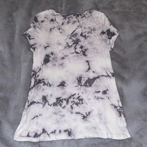 American Eagle Shirt - Size Medium (Grey and White)